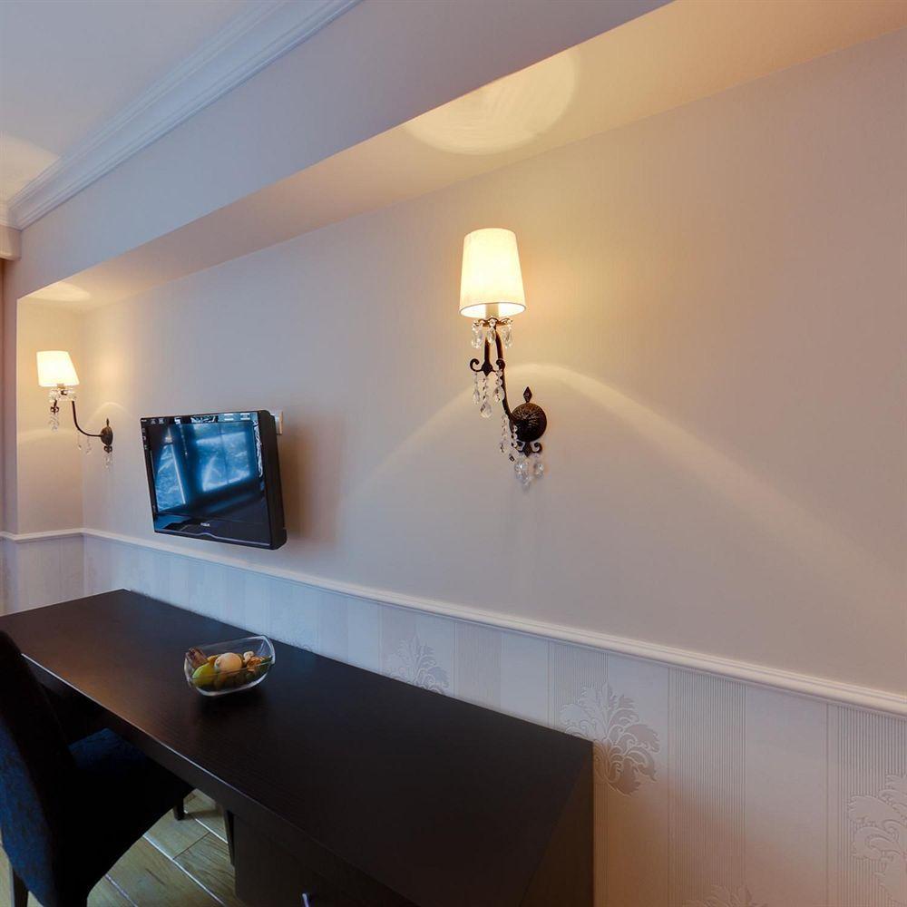Rizzo Boutique Hotel Пояна-Брашов Экстерьер фото