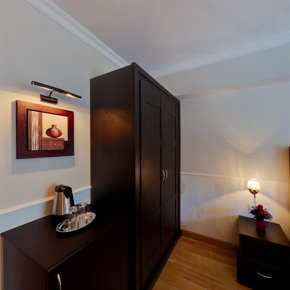 Rizzo Boutique Hotel Пояна-Брашов Экстерьер фото
